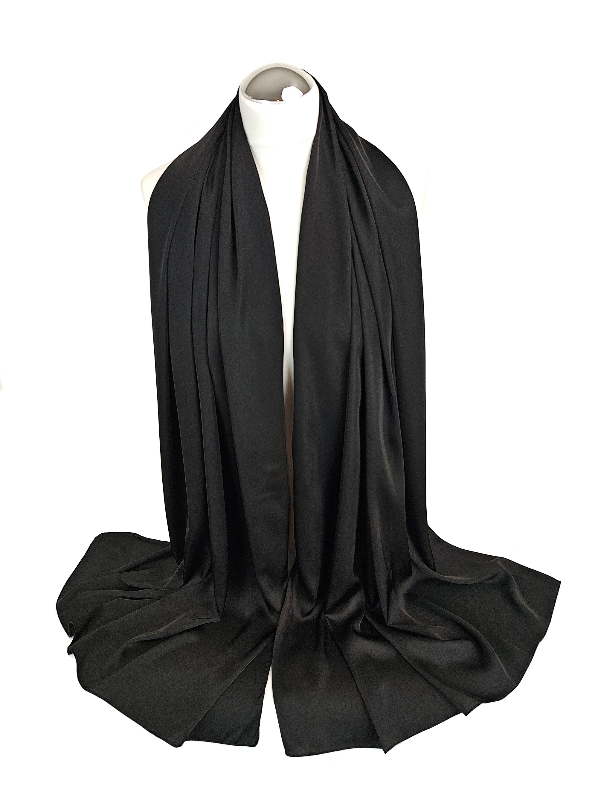 Czarny szal do sukienki wieczorowej